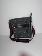 Gucci GG Supreme Tiger Messenger Bag