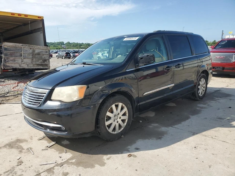 Used Front Left Exterior Door Handle fits: 2013 Chrysler Town & country assembly Foto 2 de 4