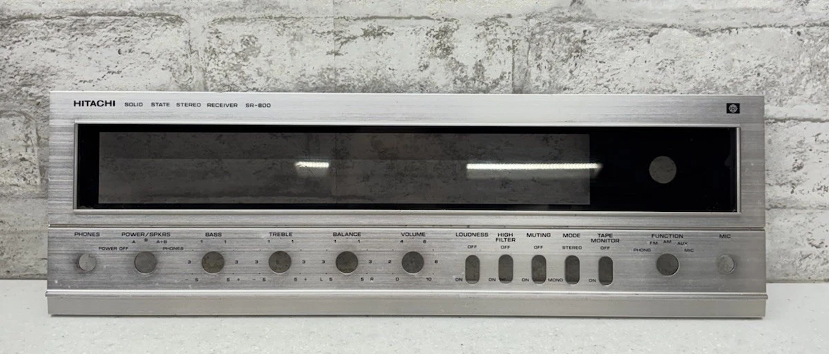 Récepteur Stéréo Hitachi Vintage 4 Canaux - Pour Pièces Ou Réparation