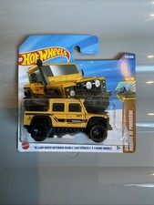 Hot Wheels Land Rover Defender Double Cab Yellow