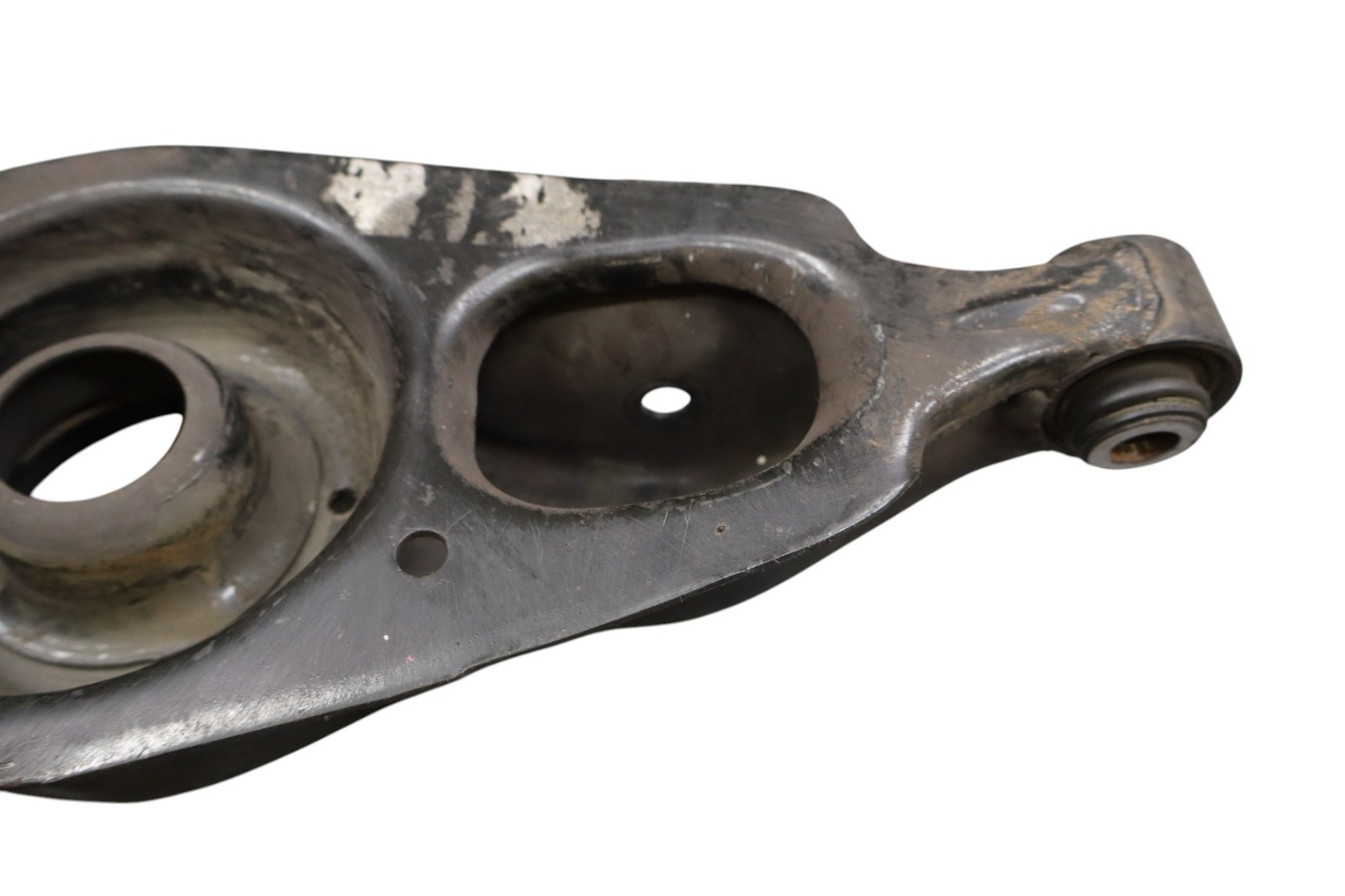 14-17 Maserati Ghibli M157 Rear Left Side Lower Suspension Control Arm Set Oem
