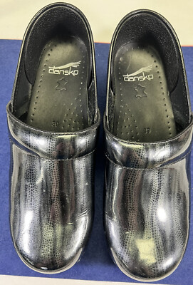 Dansko Professional Clogs Women s Size 39 Black Leather Animal Print Comfort Wor