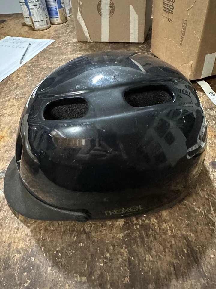 Casco de montar para adultos Foto 2 de 4