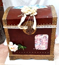 VTG Folk Art Hand Painted Solid Wood Chest Trunk 21”H Rustic Victorian Decor Lac