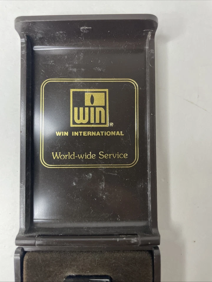 Encendedor de butano vintage WIN International Japón tono plata en caja sin probar Foto 4 de 4