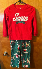 Boys Carter's size 8 Santa PJ set - EUC