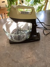 VTG Sunbeam Mixmaster 12-Speed Stand Mixer w/ Glass Bowl Beaters Manual Yellow