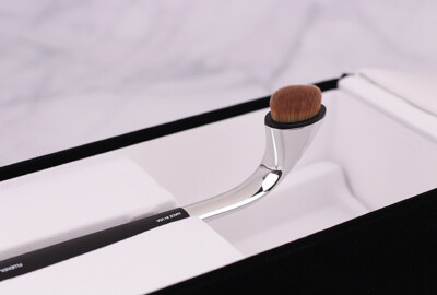 Artis Makeup Brushes Fluenta Collection Oval 4 Brush, With Velvet Gift Box, New