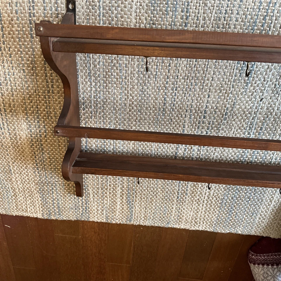 Vtg  Wood Wall Tea Cup/Saucer 2-Tier Display Shelf Knick Knack 14 Cups LOCAL PIC - Image 3 of 4