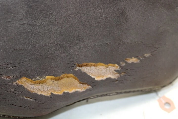 OEM Honda Motorcycle Passenger Armrest RIGHT 1984 Goldwing GL1200A 81154-MG9-930 - Image 3 of 4