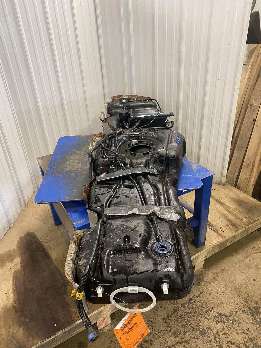 07-10 SATURN OUTLOOK FUEL GAS TANK 22 GALLON | eBay