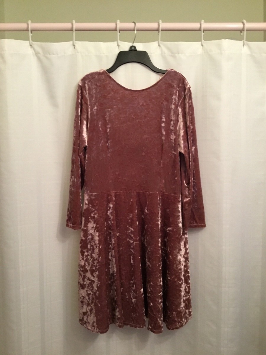 long sleeve cinched dress Black Bamboo Sleeved Huntress Cinch Dress