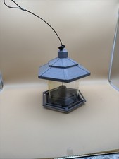 Pet Daily Kit Outdoor Bird Feeder,House Type Hexagonal Roof For Garden Or Patio