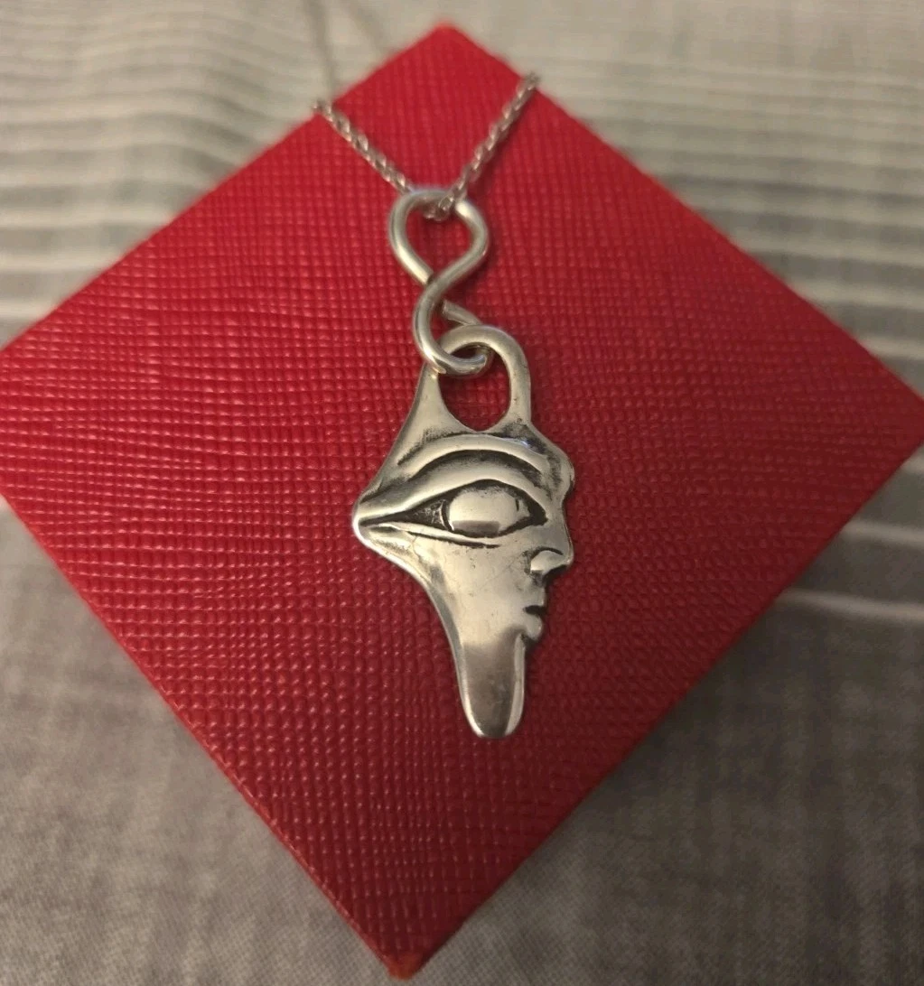 Unique Alien Profile Pendant And Necklace 925 Sterling Silver Almond Eyes