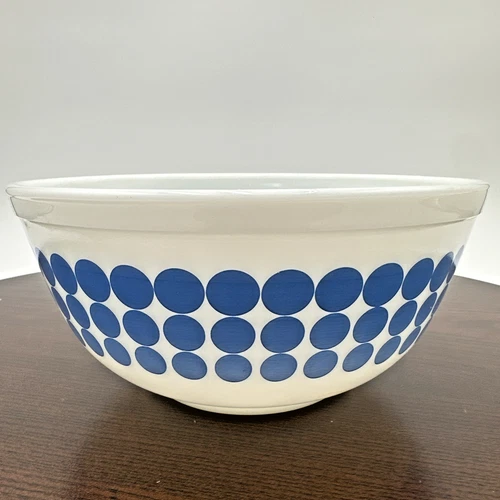 Vintage PYREX 403 Blue Polka Dots White Glass Mixing Nesting Bowl 2-1/2 Qt Quart
