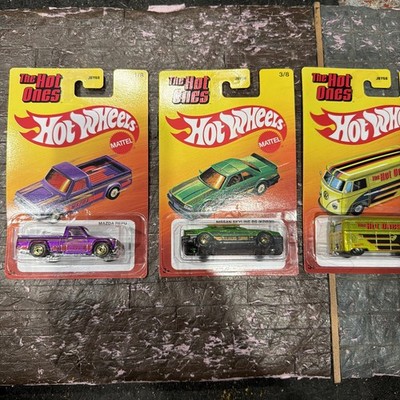 HOT WHEELS The Hot Ones Target Excl. 60's Volkswagen T1 Panel Bus