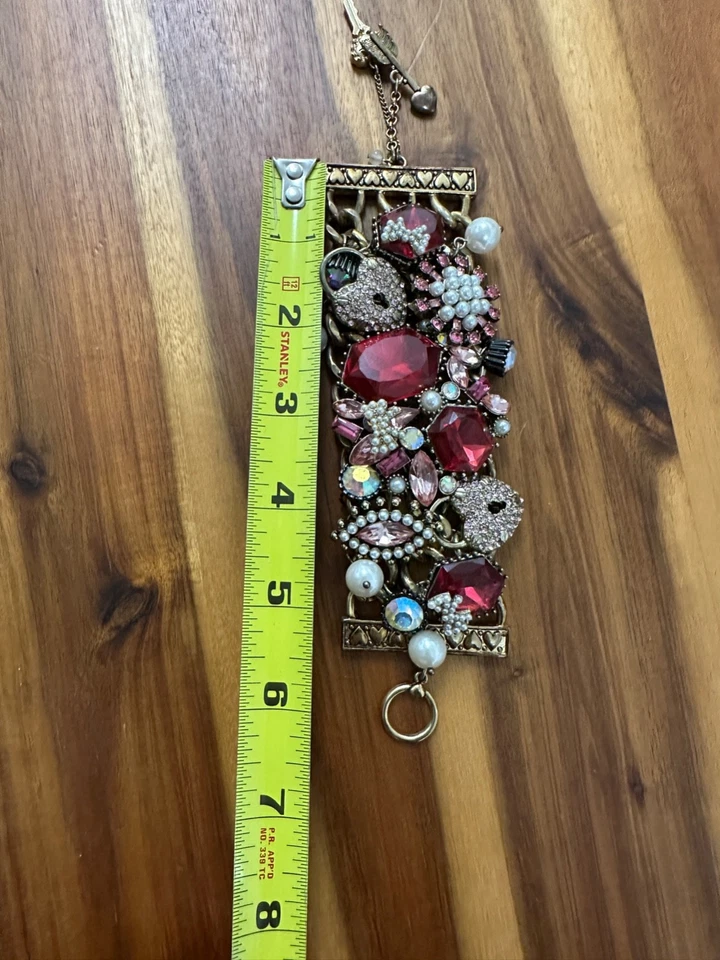 Betsey Johnson Bracelet Rhinestone Bow Heart Pearls Chunky Statement - Image 4 of 4