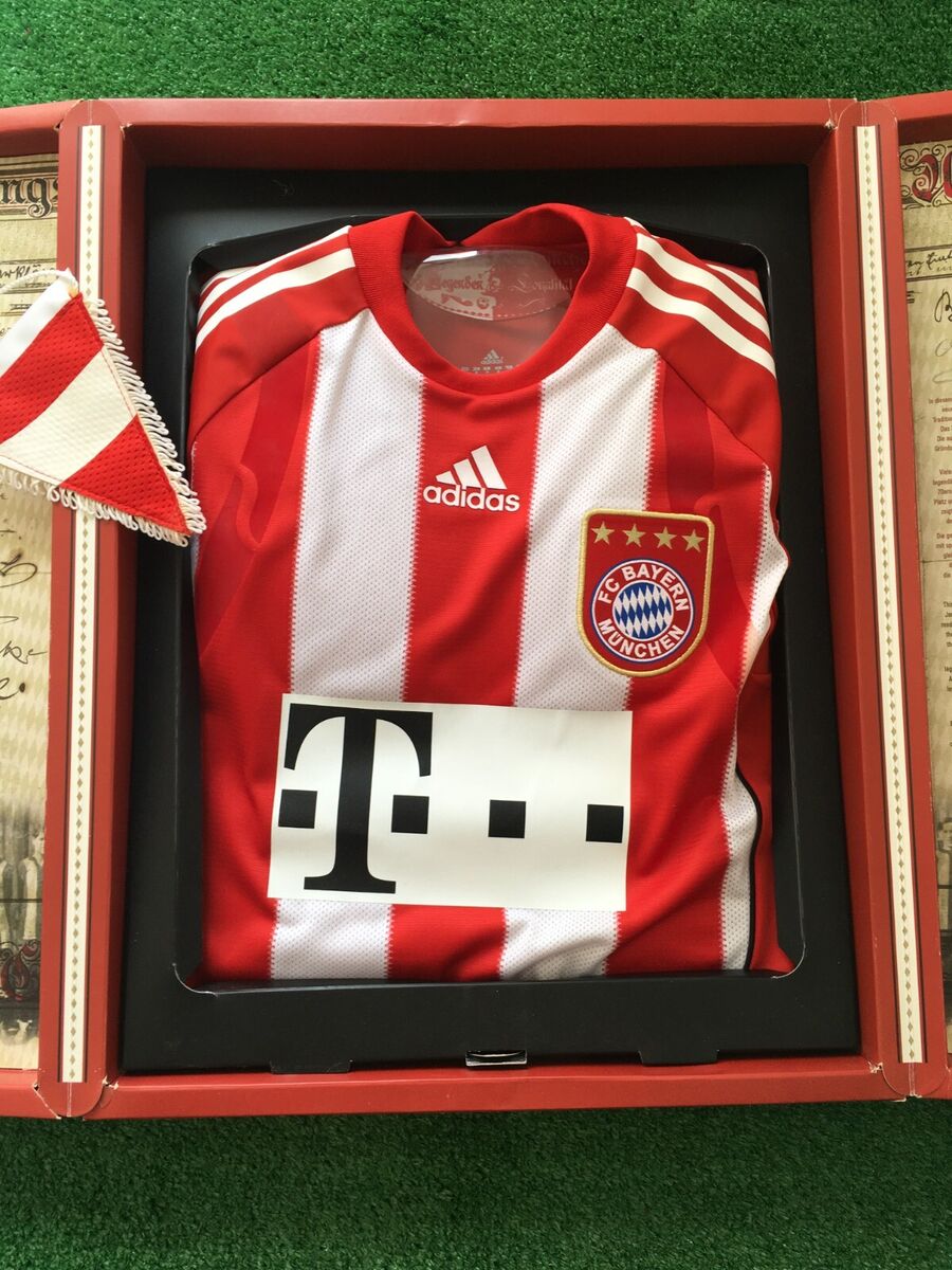 Bayern Munchen 2010 Home Jersey M Edition Limited Techfit Bayern Munchen 2010 Home Jersey M Edition Limited Techfit