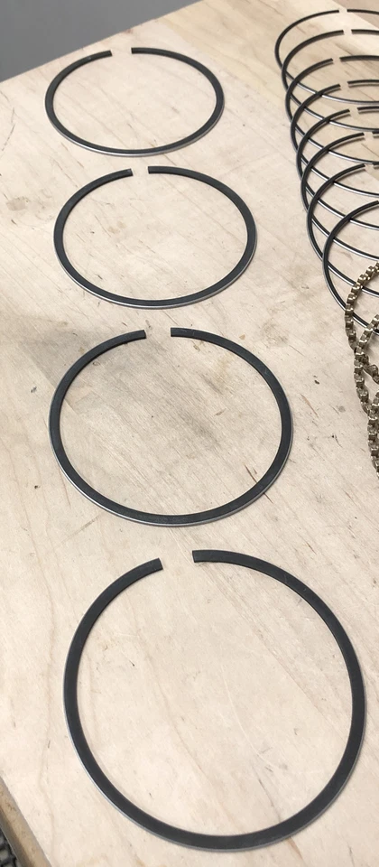 Новый из старых запасов комплект колец Beck/Arnley STD подходит для 82-84 Mazda 626, Mazda Truck B2000 #013-8074. - Изображение 2 из 4