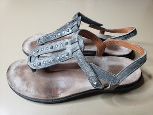 taos silver sandals