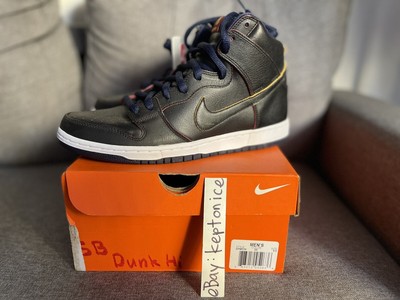 nike dunk cavs