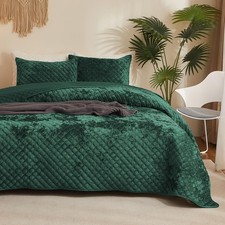 Wondnuga Luxury Soft Velvet Quilt Set King Size - Lightweight Velvet Bedding Set