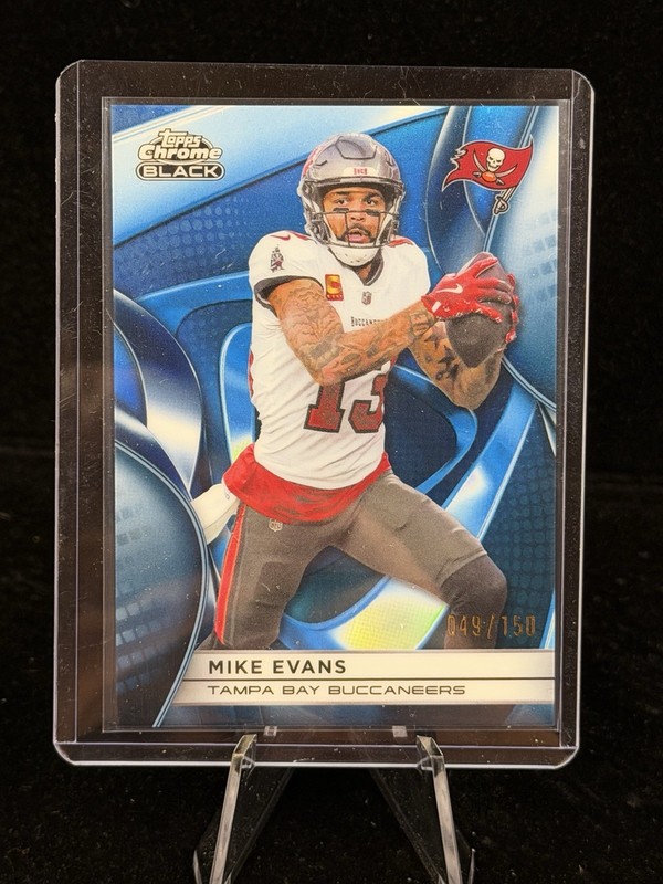 2025 Topps Chrome Black Mike Evans Blue Wave Refractor /150 Tampa Bay Buccaneers