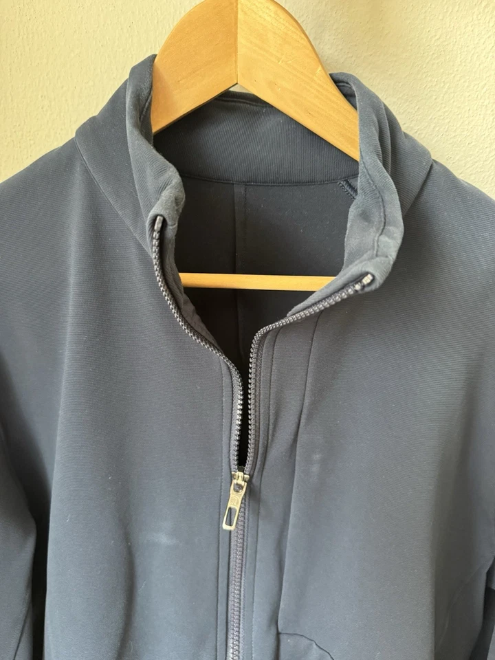 Куртка спортивная мужская Lululemon Sojourn с карманами на молнии спортивная темно-синяя размер XL - Изображение 2 из 4