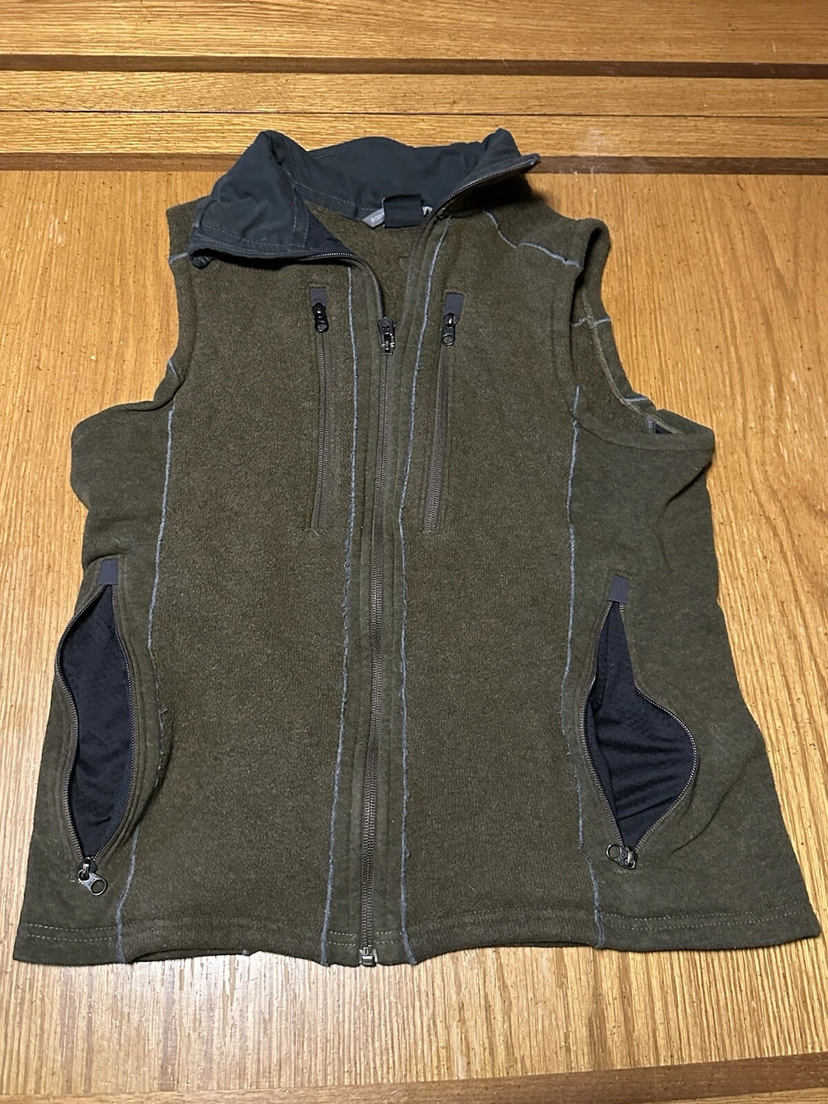 Men’s Kuhl Vest Olive Interceptr Outdoor Hike Performance Size Medium