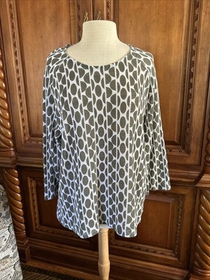 NWTO Chico Sz 4 Linear Geo Top 3/4  Sleeve Fatigue Olive / White Light Weight