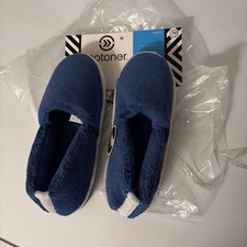 Enhanced Heel Cushion Slip On Slippers Women Small Blue Fuzzy Isotoner Bd11