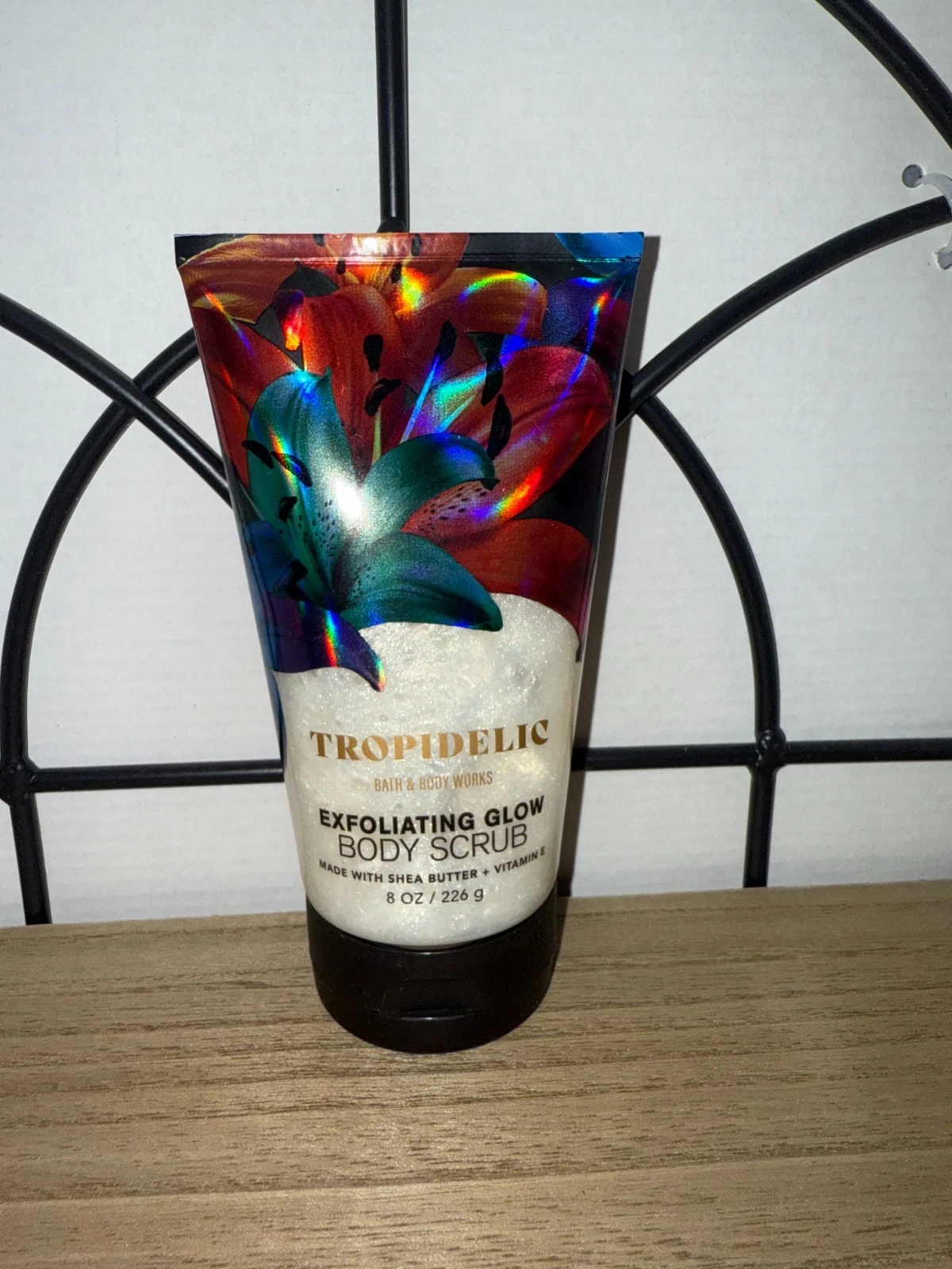 Tropidelic