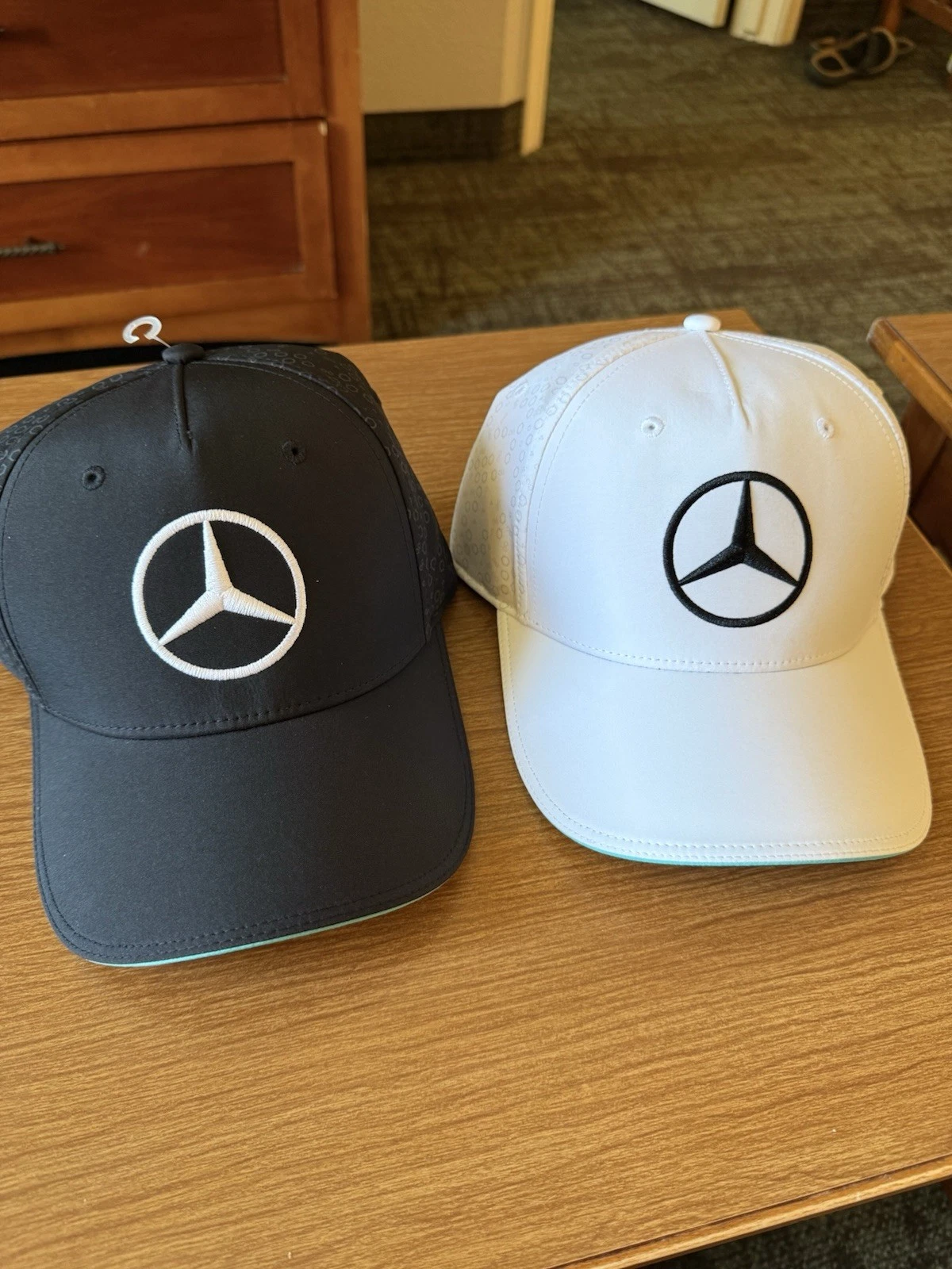 2 Mecedes Benz Men's Hat AMG Petronas Motorsports F1 Racing Logo OS
Opens in a new window or tab