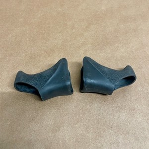 Lightly Used Shimano Dura-Ace Brake Hoods Pair for BL-7402 Black Aero