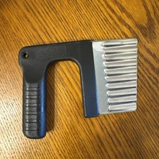 Stainless Steel Crinkle Cutter - Wavy Potato, Vegetable & French Fry Slicer