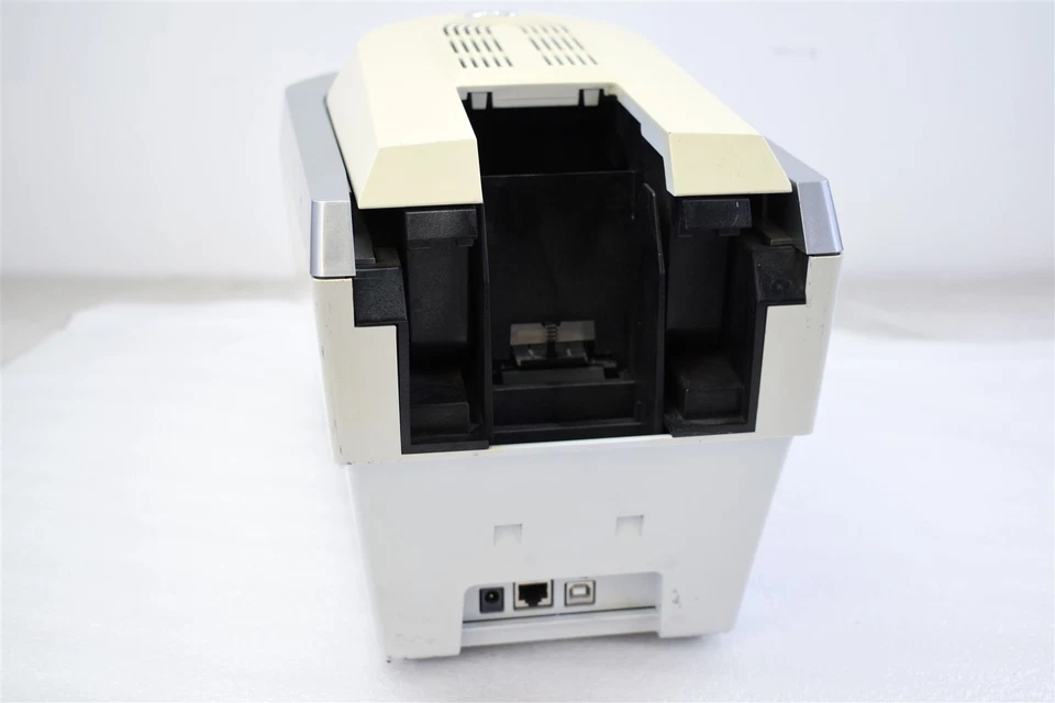 MagiCard 3652-0001 RIO PRO STD PRINTER GIFT ID CARD BADGE THERMAL PRINTER - Image 3 of 4