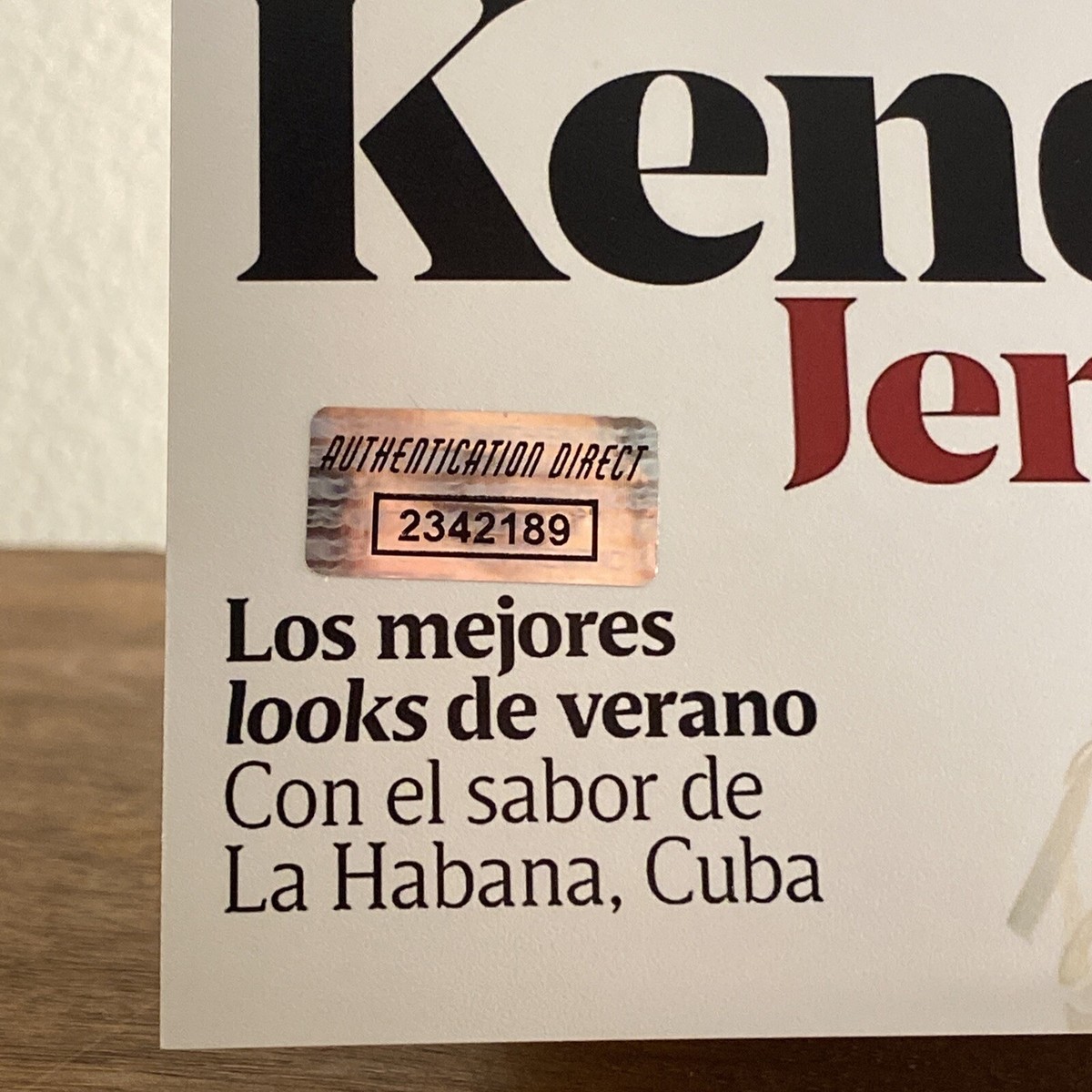 KENDALL JENNER HOT MODEL SIGNED AUTOGRAPH 8x10 PHOTO ACOA COA