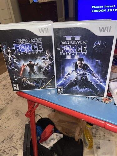 Star Wars The Force Unleashed I and II Nintendo Wii Complete with Manual  1 & 2
