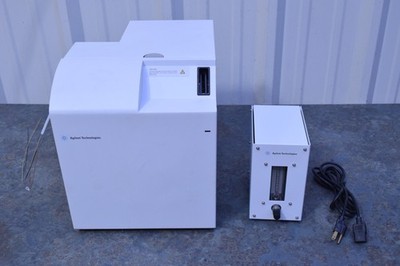 AGILENT 1260 CHIP CUBE G4240A AND FLOW METER G1995A FOR LIQUID CHROMATOGRAPHY