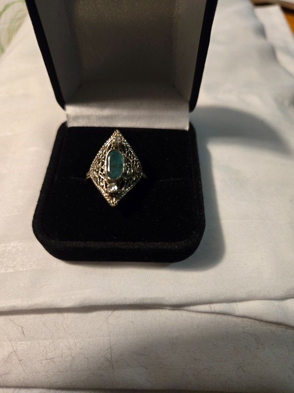 Vintage Emerald and Diamond White Gold Ring Sz 7.5