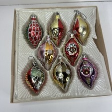 Vtg Christmas Classics Commodore Glass Ornaments Teardrop Box of 8,  3 Indent