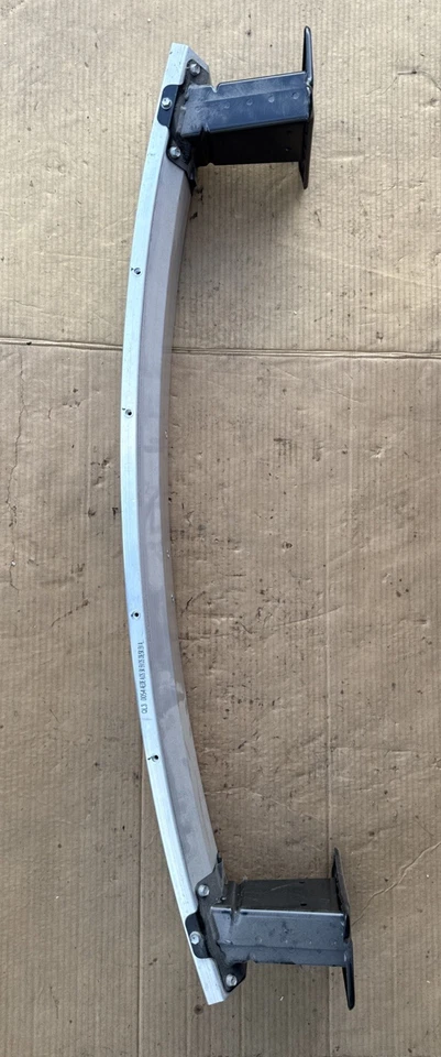 正品 64900-G2100 光束完整前保险杠适合 2017-2022 现代 Ioniq 全新 — 第 2/4 张图片