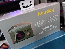 Heyday Wireless Speaker Bluetooth Green Gold 8hr Playback 5.51x3.14x2.75in