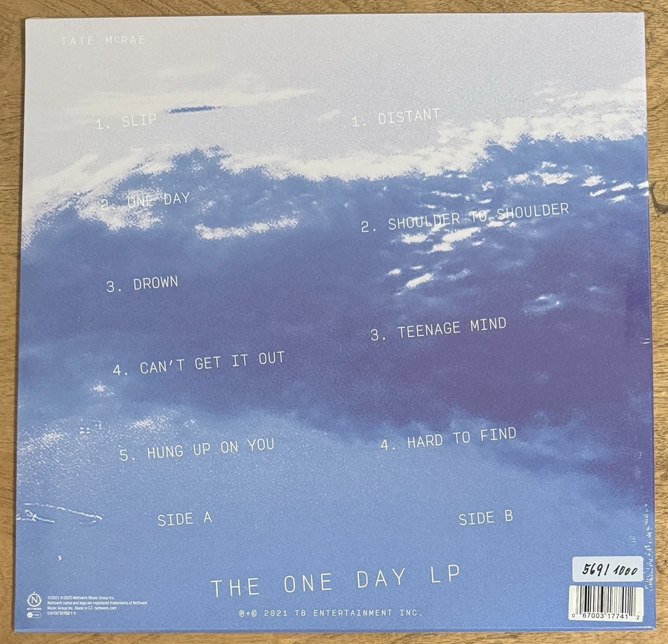 IN HAND - Tate McRae Vertigo Vinyl The One Day PLUS HEART #'d /1000 BRAND NEW - Image 4 of 4