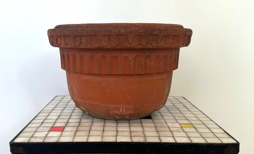 Vintage Bauer Style Fleur de Lis Terra- Cotta 10 1/4” Diameter