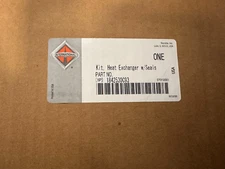 NAVISTAR INTERNATIONAL HEAT EXCHANGER/OIL COOLER KIT W/SEAL 1842530C93 BRAND NEW