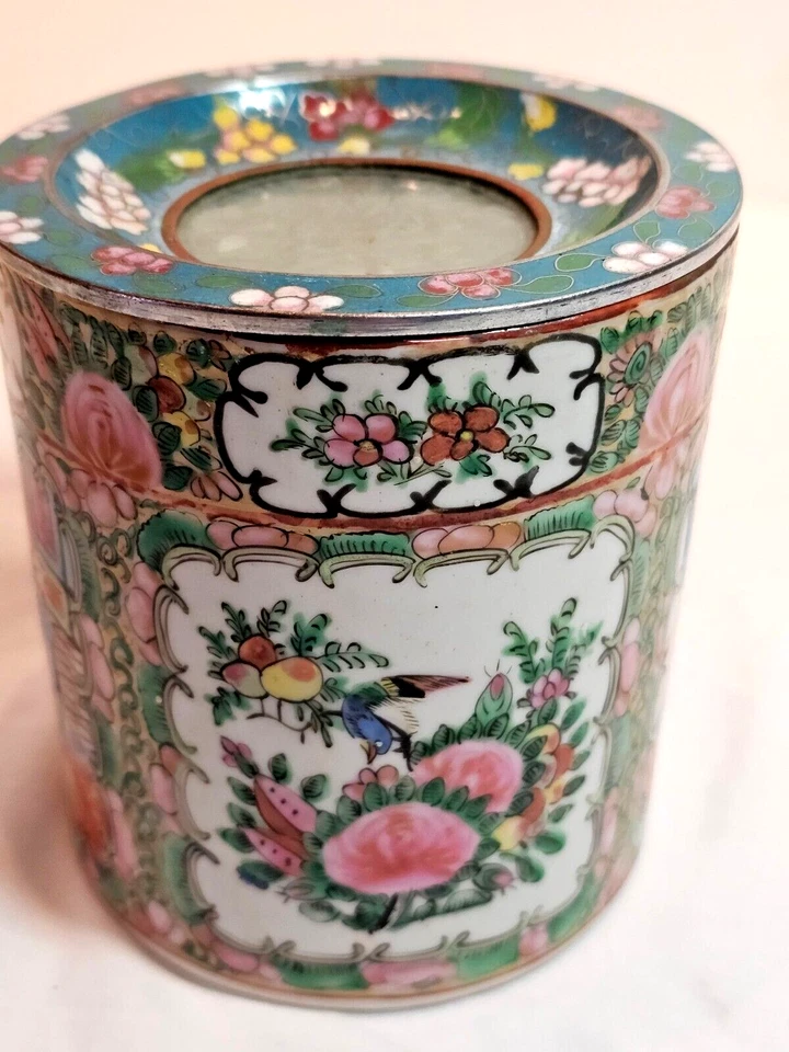 RARO Antiguo Chino Familia Rosa Medallón Porcelana 5" Carrito de Té Tapa Jade BONITO Foto 4 de 4