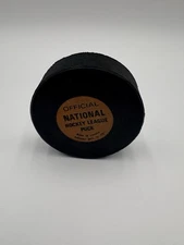 NHL VINTAGE OFFICIAL NATIONAL HOCKEY  GAME PUCK APPROVED VICEROY MFG CANADA RARE