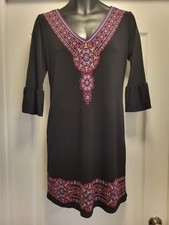London Times Dress Sz 6 Black Pink Shift Pullover Ruffle 3/4 Sleeve Stretch Boho