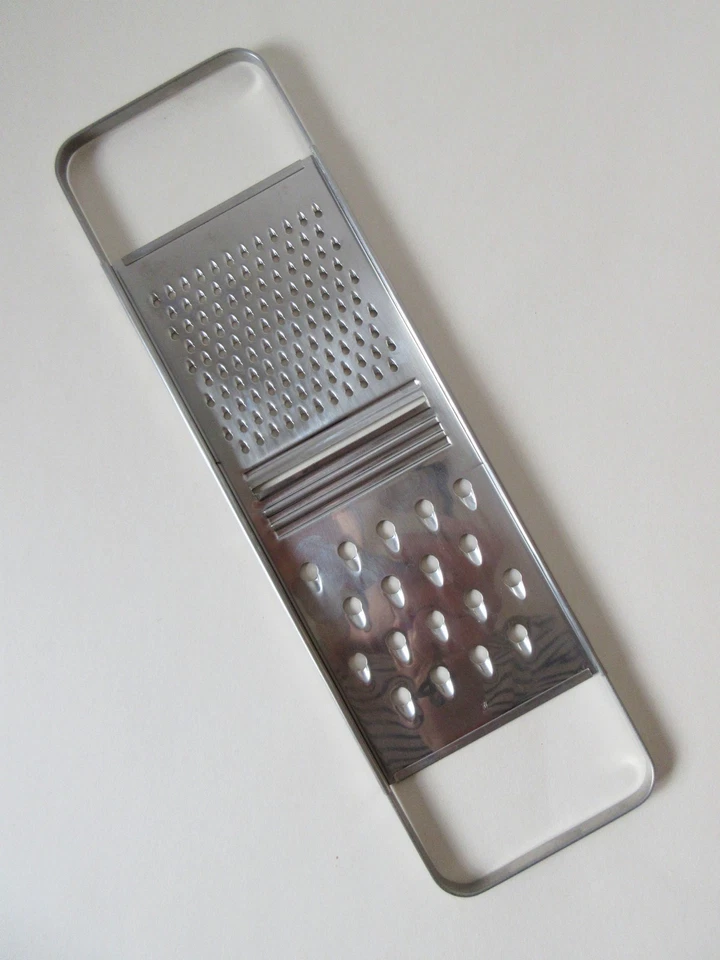 Universalreibe Cromargan, Obst Gemüse Käse, Reibe - fein und grob - Hobel WMF - Bild 2 von 4